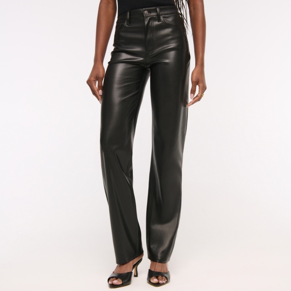 Abercrombie & Fitch Black 90s Straight Jeans